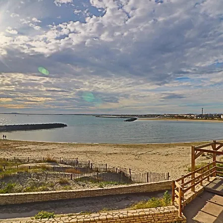 Apartment 38m² Face A La Mer, Clim, Wifi, Parking, Piscine - 2⭐ - Fr-1-472a-133